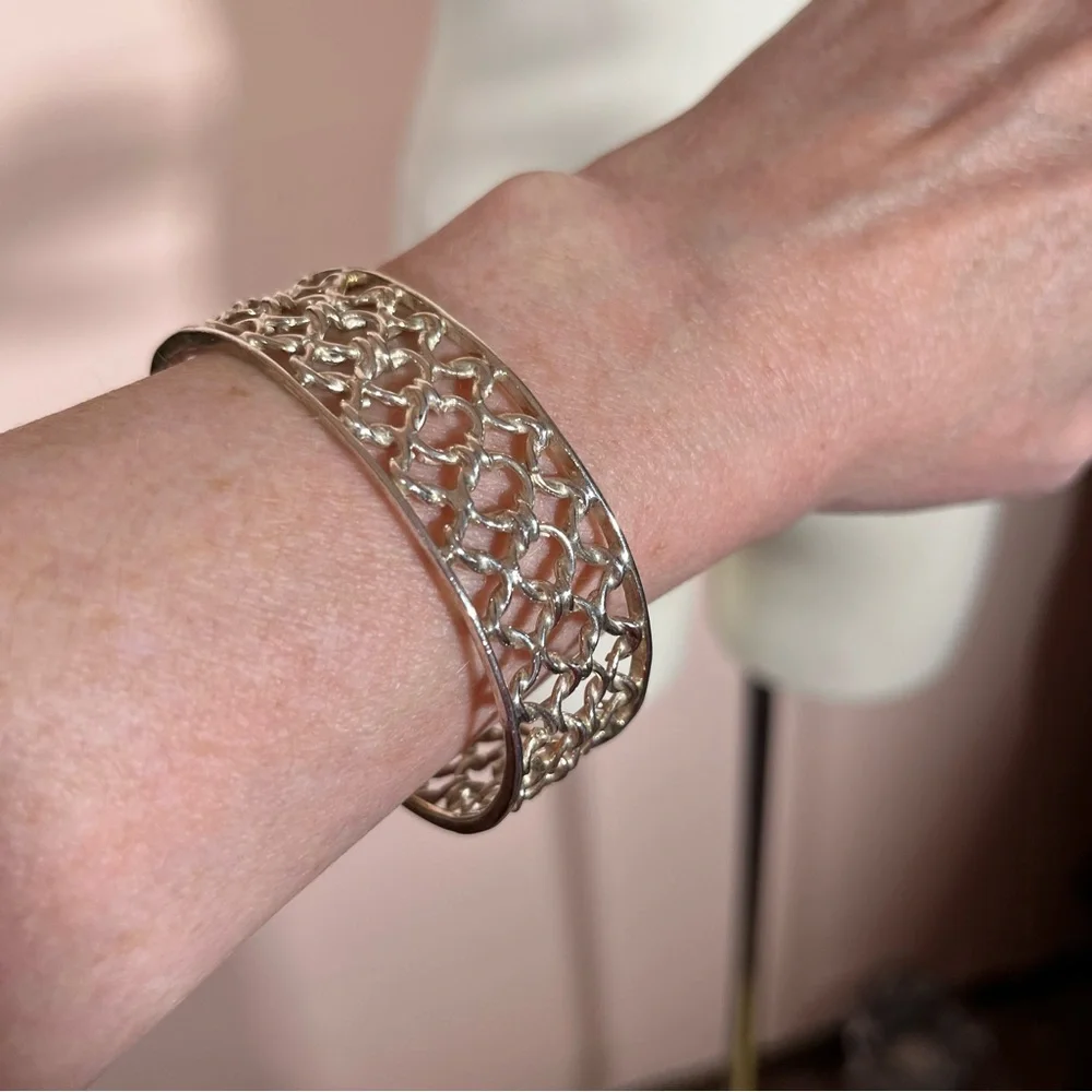 Vintage .925 sterling silver southwestern Woven Wide cuff Bracelet
